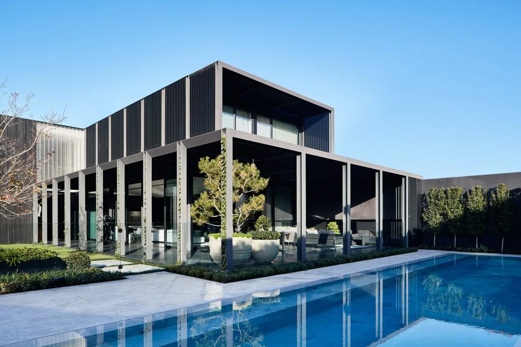KeyPrice Ultra Elite Collection - Ottawa Road Modern Residence